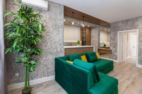 Royal VIP Apartment on Pidmurna 24
